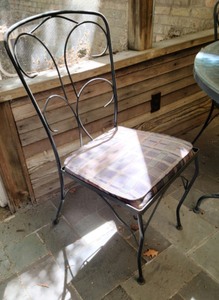 lot 217 image: Patio Set
