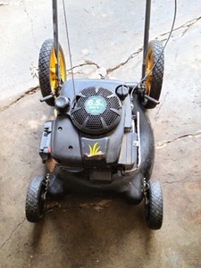 lot 224 image: Lawn Mower