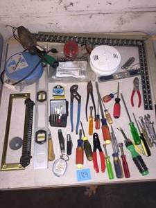 lot 189 image: Assorted Hardware