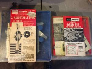 lot 194 image: Craftsman Circular Saw with Blades