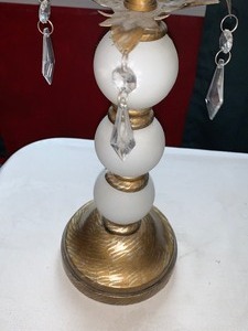 lot 122 image: Table Lamp