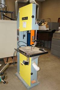 lot 3 image: Delta 28-641 20 2HP Wood Band Saw