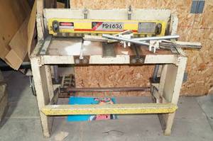 lot 20 image: Jet FS-1636 16 Gauge 36 Metal Foot Shear