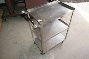 lot 103 image: Metal Cart - 3 shelves