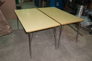 lot 123 image: 2 Rectangle Tables