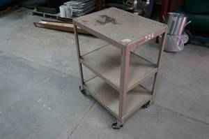 lot 128 image: Rolling Cart