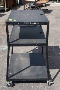 lot 184 image: AV Cart