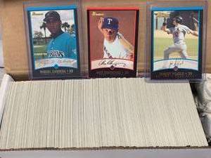 lot 10 image: 2001 Bowman Baseball Card Set