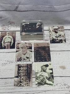lot 44 image: 1994 Upper Deck Americana Epic Set