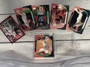 lot 47 image: 1999 Mark McGwire Milestone Set