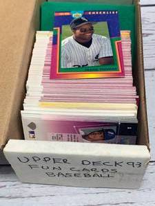 lot 48 image: 1993 Upper Deck Fun Pack Baseball Card Set