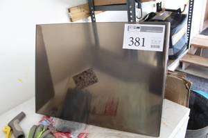 lot 381 image: Chemcast Pontoon Boat Cell-Cast Acrylic Sheet Windshield