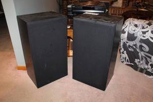 lot 394 image: Lot of (2) Acoustic Studio Monitor Series 3311 Stereo Speakers
