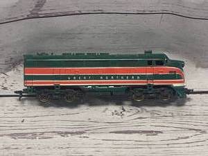 lot 1 image: Vintage Great Northern HO Train Car