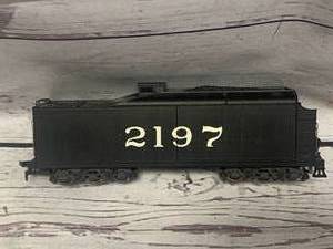lot 3 image: Vintage 2197 Rivarossi HO Train Car