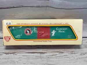 lot 32 image: Vintage Cushion Ride Goat Great Northern Train New in Box