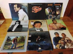 Eighteen 33 Recods Mainly Easy Listening