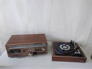 Panasonic Receiver and Sounddesign Turntable