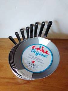 Eight 11.5 T-Fal Frying Pans
