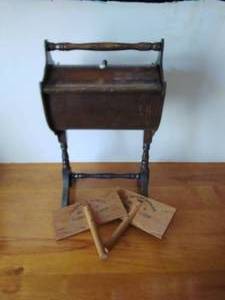 Lot of VINTAGE Sewing Items