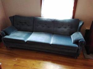 VINTAGE Couch