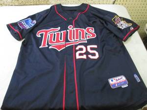 lot 45 image: Minnesota Twins 25 Thome Jersey Siz...