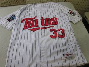 lot 47 image: Minnesota Twins 33 Morneau Jersey S...