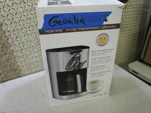 lot 60 image: Gevalia 14-Cup Programmable Coffeem...