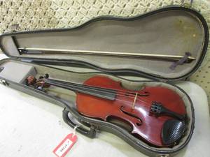 lot 104 image: Vintage Violin and Case with Bow  R...