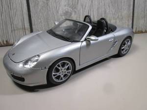 lot 129 image: Maisto Die Cast Porsche BoxsterBox...