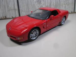 lot 133 image: Maisto Die Cast 2002 Corvette 124 ...