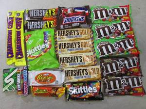 lot 159 image: Assorted Candy  C-1...