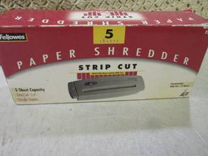 lot 170 image: Fellowes Strip Cut Paper Shredder  ...