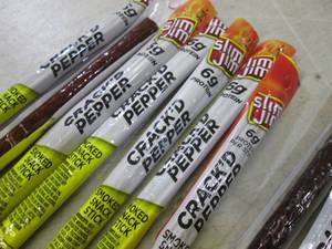 lot 193 image: 16 Slim Jim Crackd Pepper Smoked S...