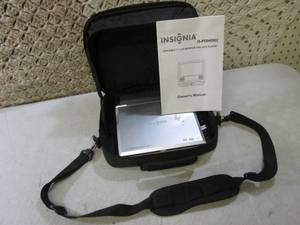 lot 224 image: Insignia Portable 7 LCD Monitor an...