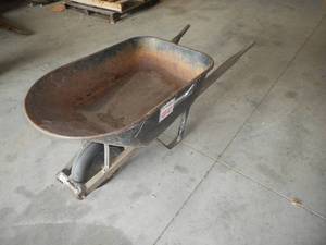 lot 10 image: Wheelbarrow