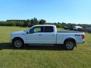 lot 1 image: 2017 Ford F150 Lariat FX4 Off-Road 4x4
