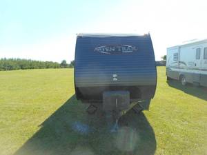 lot 1 image: 2015 Dutchmen Aspen Trail 31 6 Travel Trailer