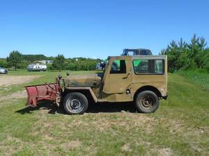 lot 3 image: 1951 Willys Jeep