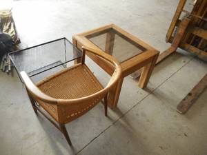 lot 14 image: Furniture Lot