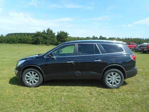 lot 4 image: 2012 Buick Enclave