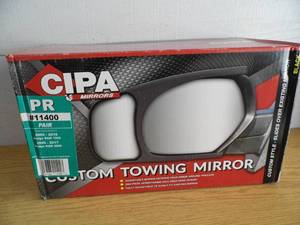 lot 12 image: Towing Mirrors