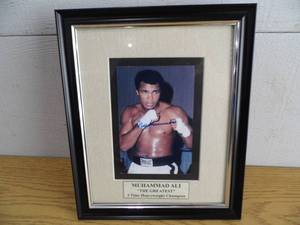 lot 28 image: Muhammed Ali Autographed Photo