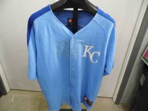 lot 32 image: KC Royals Jersey