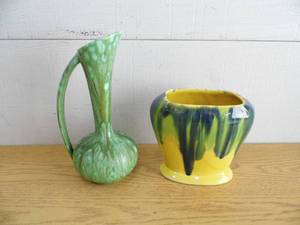 lot 62 image: Vintage Pottery