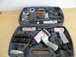 lot 73 image: Air Tools