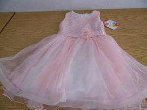 lot 109 image: Jessica Ann Dress