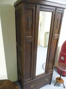 lot 118 image: Antique Wardrobe