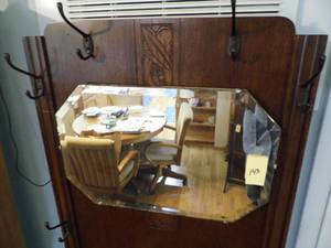 lot 143 image: Antique Hall Tree