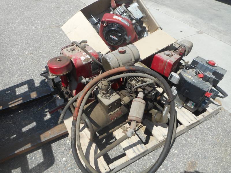 lot 5 image: Pallet of Motors from City Equipment